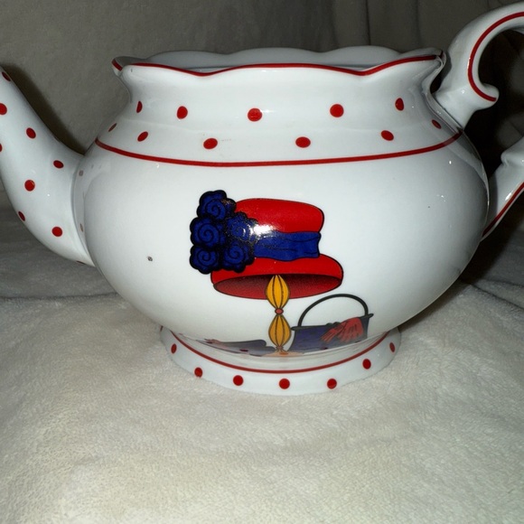 A Special Place Red Hat Society White Porcelain Tea Pot Hat Gloves Shoes Purse - Picture 6 of 7